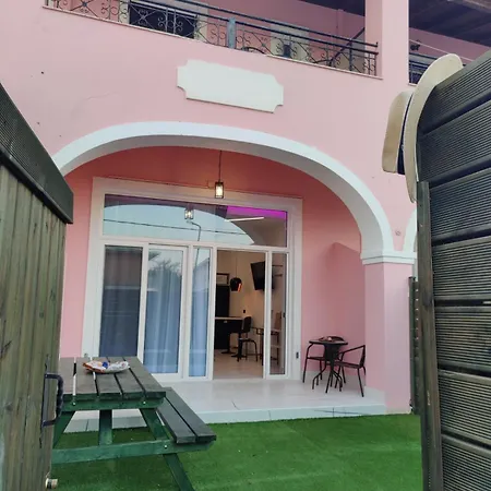 Mariu Mini With Garden Апартаменты