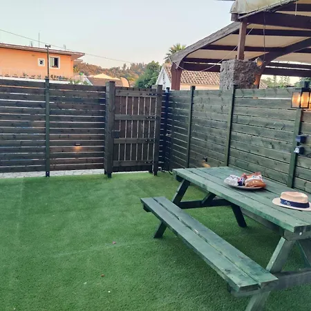 Mariu Mini With Garden شقة